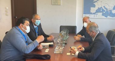 محادثات بين "المصرية للاتصالات" و"أو تى إى جلوب" اليونانية للتعاون بالكابلات البحرية
