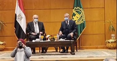 رئيس هيئة قضايا الدولة ومحافظ القليوبية يفتتحان دورة تدريبية للشؤون القانونية.. لايف