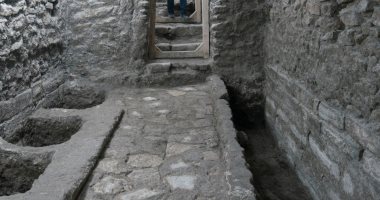 اكتشاف قطع أثرية فى جامع النورى بالموصل العراقية.. فيديو