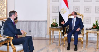 الرئيس السيسى يبحث مع شركة "بي بي" أكبر منتجي النفط في مصر تطوير التعاون المشترك ويوجه بتذليل أية عقبات تواجه أعمالها.. "برنارد": الرئيس السيسى قاد مصر لتصبح نموذجًا تنمويًا واقتصاديًا ناجحًا إقليميًا ودوليًا