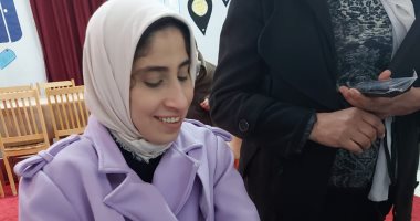 أول مكتبة إلكترونية للمكفوفين بالجمهورية تنطلق من عروس البحر.. 6 أجهزة متطورة لاستخدام الكمبيوتر للمكفوفين.. وتعليم الإسكندرية: الحكومة وضعت برنامجًا طموحًا للاهتمام بذوى الهمم والقدرات وتحسين أوضاعهم