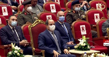 الرئيس السيسى يشاهد فيلما تسجيليا حول إنجازات قطاع البترول بمعرض إيجبس 2022