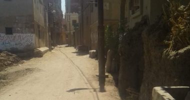 أهالى كفر الشراقوة بالدقهلية يناشدون بإنشاء نفق بدلا من كوبرى المشاة.. والمحافظة ترد