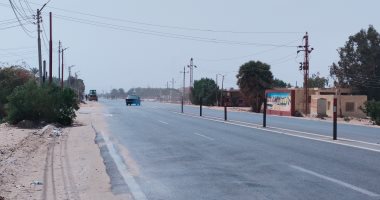 طقس الوادى الجديد .. رياح محملة بالأتربة تعيق الرؤية على الطرق السريعة.. لايف