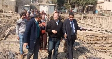 نائب محافظ الجيزة يتفقد تنفيذ السوق الحضارى بالعياط