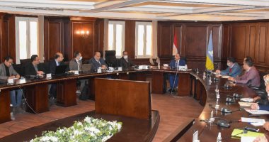 محافظ الإسكندرية يتابع آليات منظومة إدارة التخلص الآمن من المخلفات