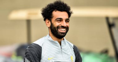 كشف طبى للاطمئنان على محمد صلاح فى معسكر المنتخب 