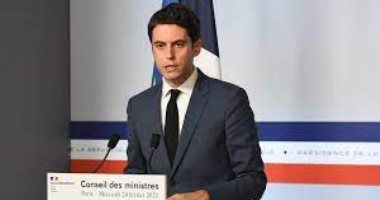 منسق حزب فرنسا الأبية يعتزم تقديم شكوى بشأن حظر ارتداء العباءات فى المدارس