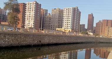 رياح خفيفة واستمرار حركة الملاحة بمياه البحر المتوسط بكفر الشيخ.. لايف وصور