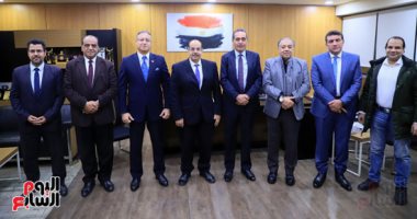 "اليوم السابع" تستضيف ندوة آليات التحول لمركز إقليمى للمشروعات الخضراء والصادرات.. كيف تقود الصناعة مستقبل مصر؟.. المشاركون: توجيهات الرئيس السيسى تقود البلاد لطفرة صناعية.. حلم الـ100 مليار دولار صادرات يقترب
