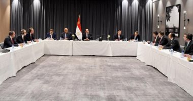 الرئيس السيسى لرؤساء الشركات البلجيكية: لدينا مشروعات عملاقة توفر فرص استثمارية متنوعة.. ويؤكد: النقلة النوعية بالقطاعات التنموية بمصر تعكس قوة إرادة الدولة بمكونيها الحكومى والشعبى على تحقيق التنمية المستدامة