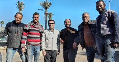 رئيس مدينة البياضية يتابع توصيل الغاز الطبيعى وتطوير طريق المسار السياحى