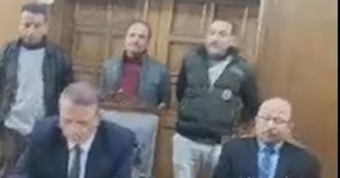 جنايات المنصورة تقضى بالمؤبد لقاتل زوجته أثناء تنفيذ حكم حضانة.. لايف