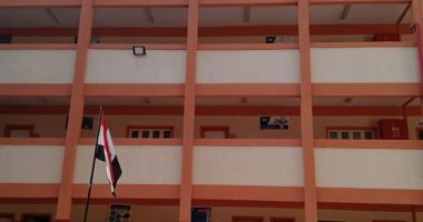 استعدادات مكثفة بمدارس دمياط للفصل الدراسى الثانى.. صور