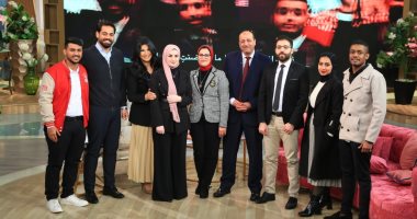كاتبة رواية "النقشبندي" ومخرج فيلم "تمساح النيل" ضيوف "معكم منى الشاذلي" اليوم