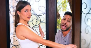 بهدوء ومن غير مشاكل .. إزاى تتصرفى مع "الأكس" لو بيطاردك في كل مكان ؟