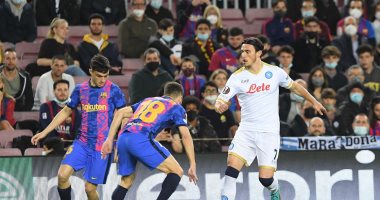 نابولي يقتنص تعادلا ثمينا من برشلونة في كامب نو بالدوري الأوروبي 