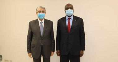  وزير الكهرباء يبحث مع وزير المالية السودانى رفع قدرة خط الربط بين البلدين