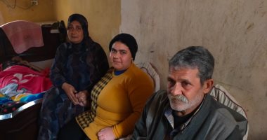 مأساة أسرة عم بلال بالمحلة.. لديه طفلان من ذوى الهمم وظروفه صعبة ويحلم بعلاجهما