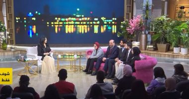 "يا أهلنا ألف شكرًا فكم فتحتم دروبا".. طلاب طب الوافدون يقدمون أغنية لمصر بعد دراستهم 