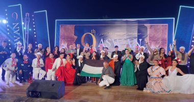 "الفالوجا الفلسطينية" تبهر جمهور أسوان بعروضها خلال مهرجان تعامد الشمس.. صور