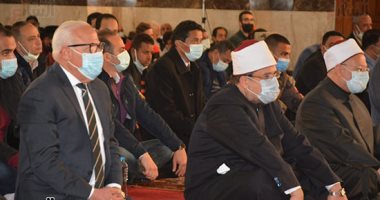وزير الأوقاف والمفتى يؤديان صلاة الجمعة من المسجد العباسى ببورسعيد.. لايف 