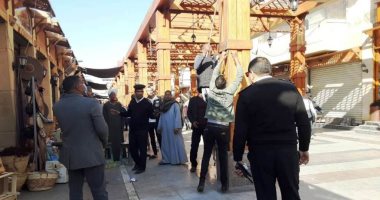 حملات مكثفة لرفع الإشغالات والنظافة العامة ومصادرة مركبات النباشين بأسوان