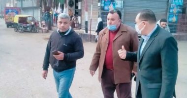 محافظ الشرقية يشن زيارة مفاجئة على مدينة مشتول السوق ويوجه برفع الإشغالات.. صور