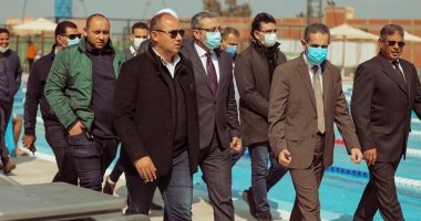 محافظ الغربية يتفقد الإنشاءات الجديدة بنادى سيتي كلوب طنطا يرافقه محمد مرجان 