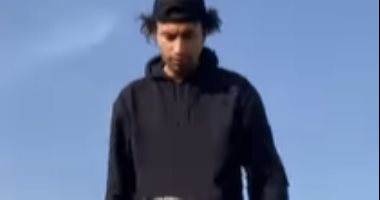 لعيب أوى.. على ربيع يكشف مهاراته فى عالم كرة القدم