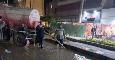 رفع مياه الأمطار ليلا بكفر الشيخ وحملة لإزالة الإشغالات بالمدينة.. صور 