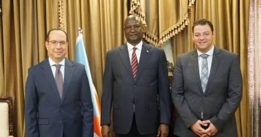 السفير المصرى فى جوبا يلتقى نائب رئيس جنوب السودان لقطاع البنية التحتية