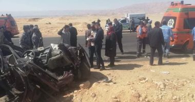 بالأسماء والصور.. تفاصيل مصرع 5 مواطنين فى تصادم على الصحراوي الغربى بإسنا