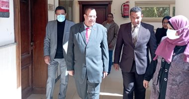 انتظام الدراسة لليوم الثانى على التوالى بجامعة الأقصر.. صور