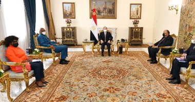 الرئيس السيسي يشيد بدور الآلية الأفريقية لمراجعة النظراء فى دعم الجهود التنموية لدول القارة ومساعدتها على الارتقاء بقيم الديمقراطية.. ويؤكد إيمان مصر بمحورية تلبية حقوق المواطنين فى حياة كريمة وآمنة