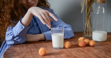 ما هو "البروبيوتيك" ولماذا يجب تناولها يوميًا؟ "مفيدة لوزنك وبشرتك"