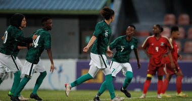 بيليه يهنئ منتخب السعودية النسائى بأول مباراة دولية: "يوم تاريخى"