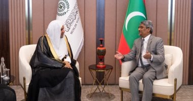 رئيس وزراء مملكة تايلاند يستقبل أمين عام رابطة العالم الإسلامى على رأس وفد العلماء