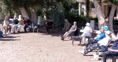 وفد سياحى متعدد الجنسيات يزور منطقتى آثار بنى حسن وتونا الجبل بالمنيا