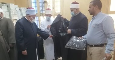 الأوقاف تنتهى من توزيع الزى الأزهرى على الأئمة بـ 22 محافظة