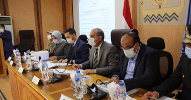 محافظ كفر الشيخ يوجه رؤساء المراكز والمدن بالتصدى للتعديات على الأراضى الزراعية