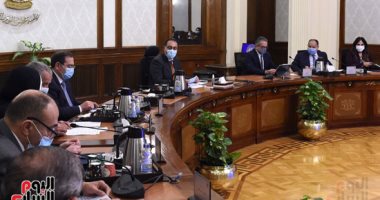 رئيس الوزراء عن تداعيات أزمة أوكرانيا: لدينا احتياطى كاف من القمح يغطى 4 أشهر