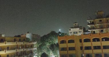 لايف.. لحظة وصول العاصفة الترابية إلى الأقصر  