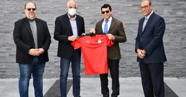 وزير الشباب والرياضة يتفقد مشروع الهدف بالسادس من أكتوبر