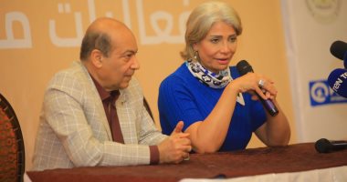  بدء ندوة الفنانة سوسن بدر بمهرجان أسوان الدولى لسينما المرأة .. صور