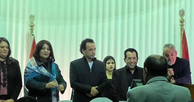 أحمد بدير وعارفة عبد الرسول يحضران ختام مهرجان يوسف شاهين للأفلام الروائية 