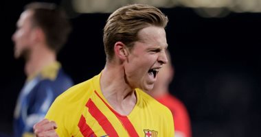فرانكفورت ضد برشلونة.. رقماً قياسياً ينتظر دي يونج فى المسابقات الأوروبية