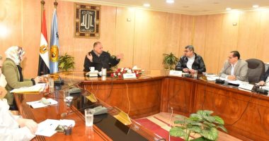 محافظ أسيوط يوجه بالاستفادة من المميزات النسبية بالقرى لجعلها منتجة