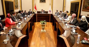 خالد عبدالغفار: البرنامج الرئاسى يُنشئ كوادر قادرة على تحمل المسؤولية