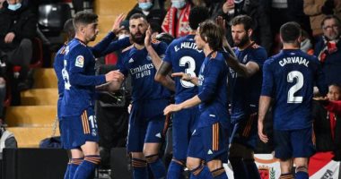 بنزيما يقود ريال مدريد لفوز صعب على رايو فاليكانو ويعزز صدارة الدورى الإسباني
